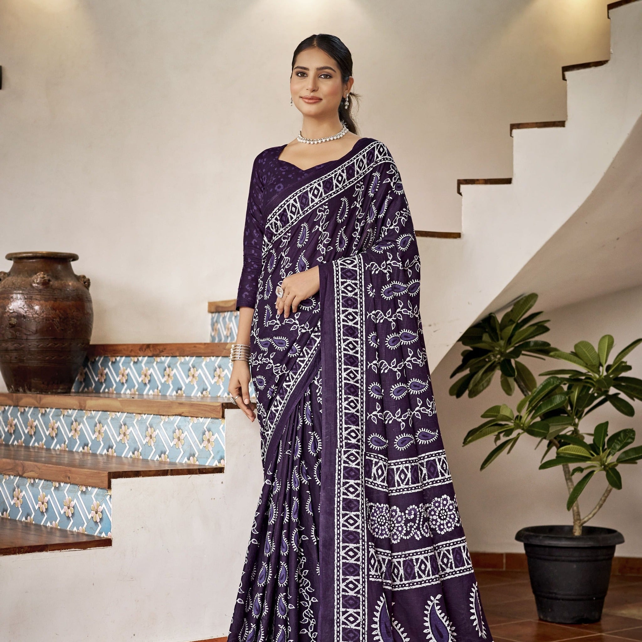 Handicraft Ladies Ikat Pure soft mul Cotton Sari With Blouse Piece