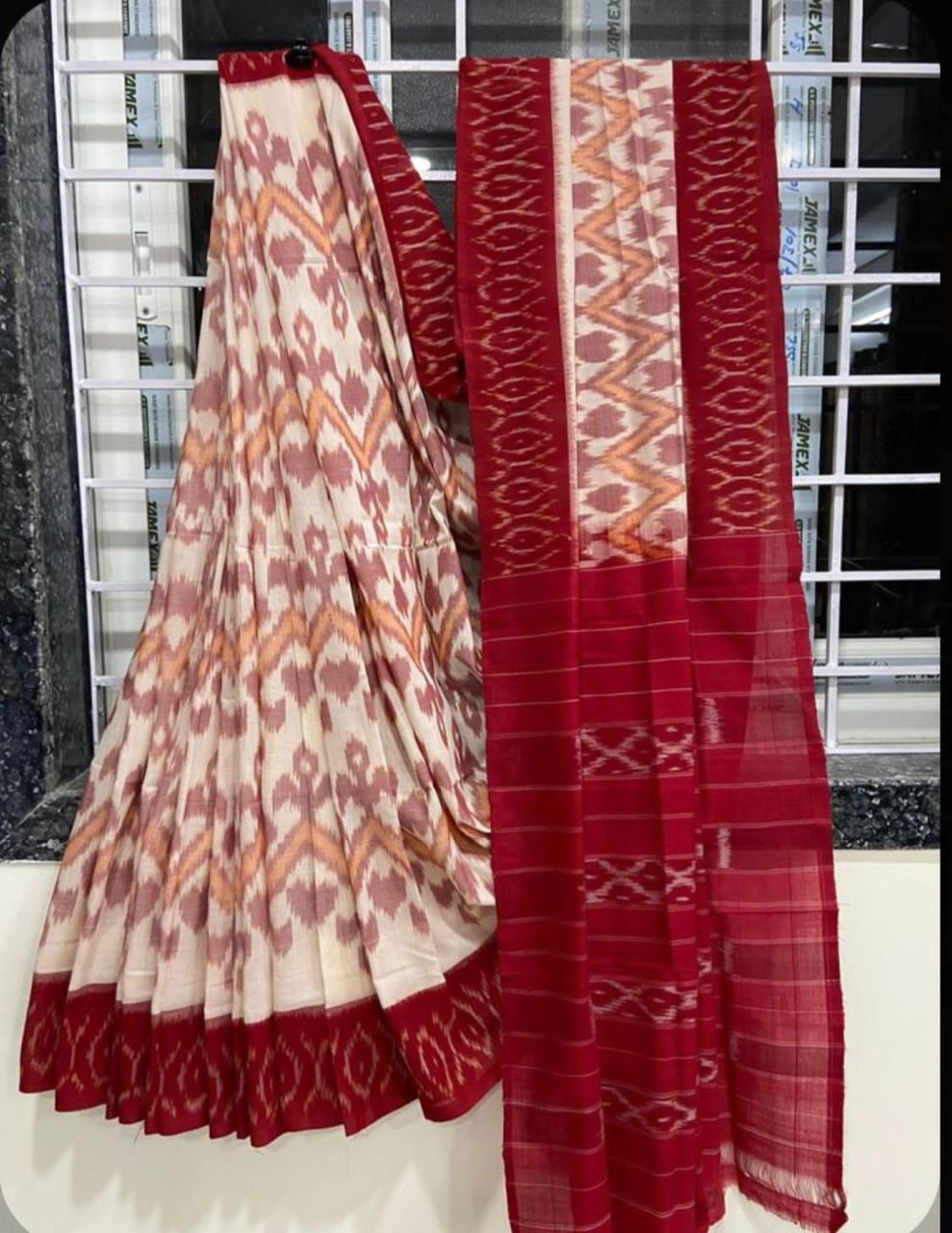 Handicraft Women's Ikat Hand Print Pure soft Cotton Saree With Blouse Piece