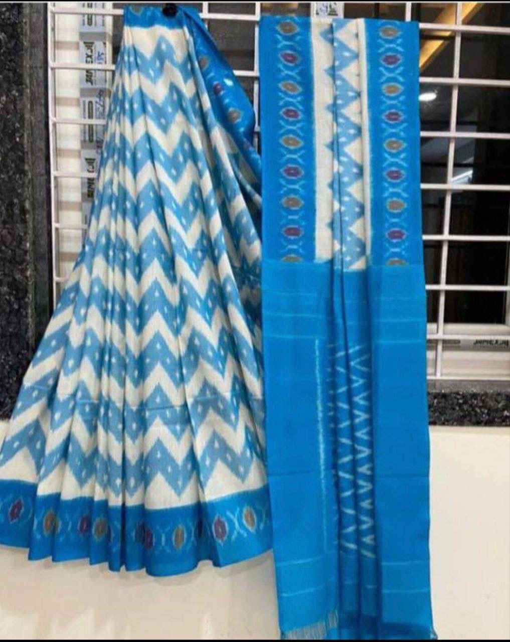 Handicraft Women's Ikat Hand Print Pure soft Cotton Saree With Blouse Piece